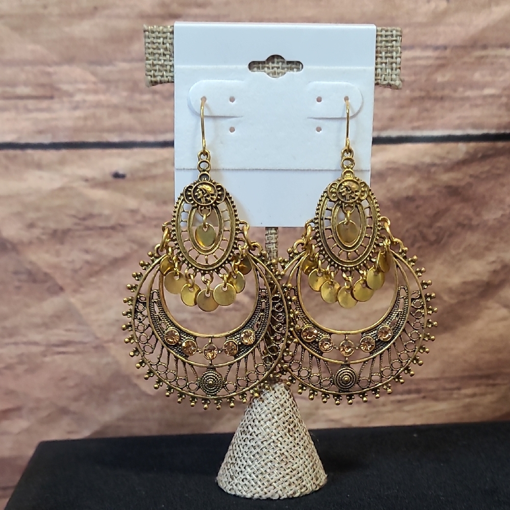 Elegant Gold Chandelier Earrings